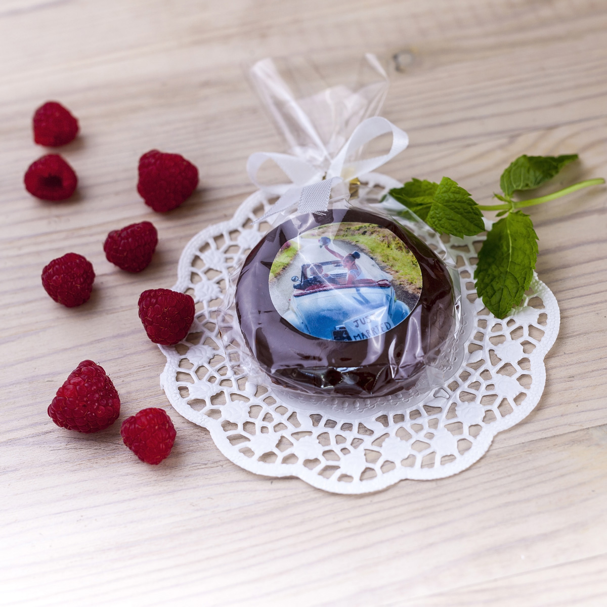 Ischler Keks Durchmesser 70mm im Cellophanbeutel mit Masche